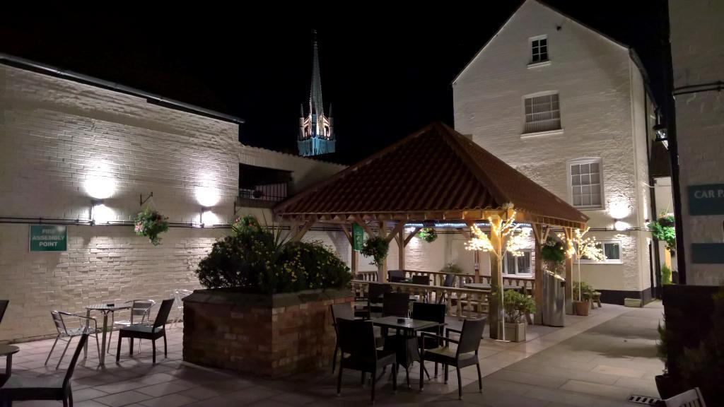 The Kings Head Hotel Louth  Exterior foto